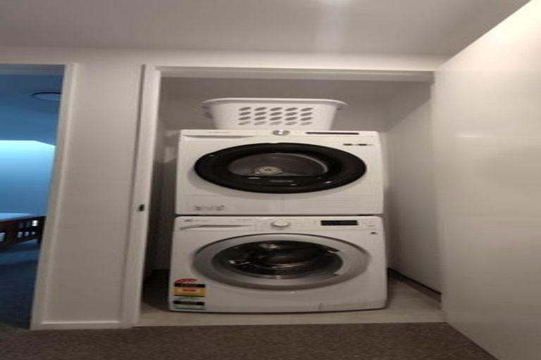 Photo of property in 2b Cheltenham Street, Merivale, Christchurch, 8014