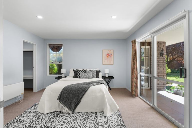 Photo of property in 21b Montclare Avenue, Ilam, Christchurch, 8041