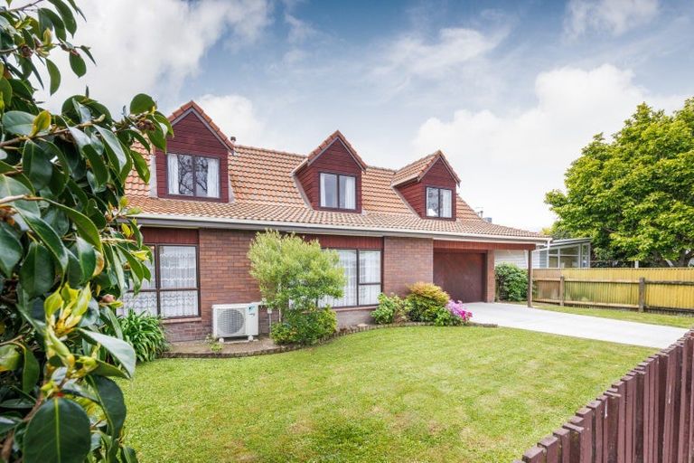 Photo of property in 483b Ruahine Street, Terrace End, Palmerston North, 4410