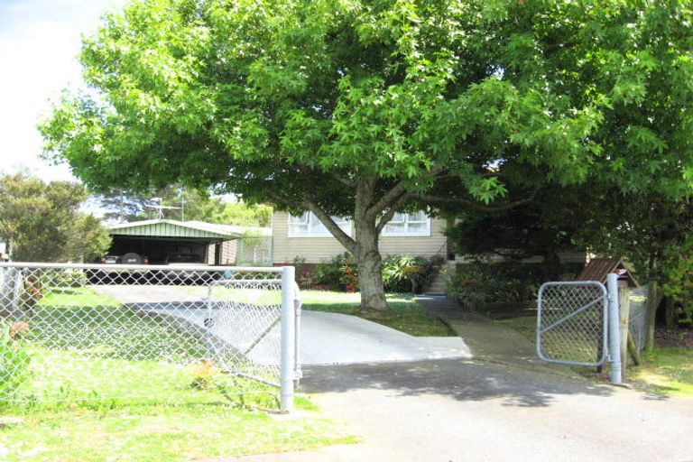 Photo of property in 20 Kambalda Street, Mangere Bridge, Auckland, 2022