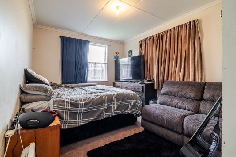 Photo of property in 70 Sedcole Street, Pahiatua, 4910