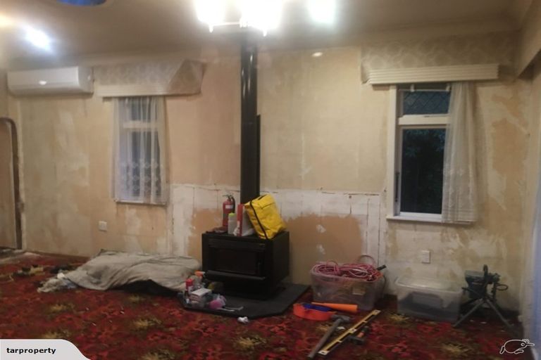 Photo of property in 59 Kamahi Street, Stokes Valley, Lower Hutt, 5019