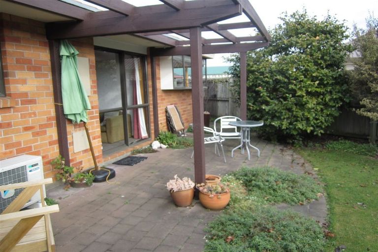 Photo of property in 1/15 Topaz Place, Bishopdale, Christchurch, 8053