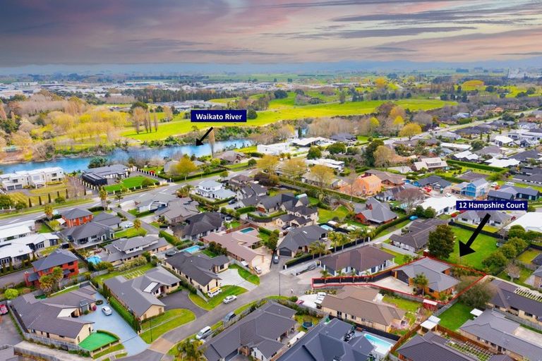 Photo of property in 12 Hampshire Court, Flagstaff, Hamilton, 3210