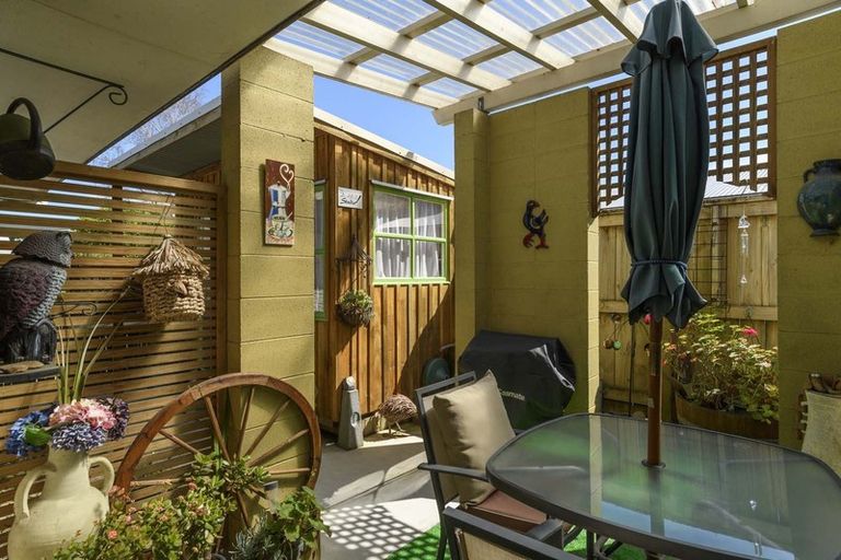 Photo of property in 317b Devonport Road, Tauranga, 3110
