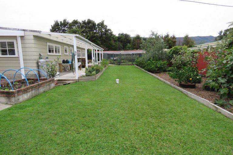 Photo of property in 3 Sunderland Street, Waimangaroa, Westport, 7891