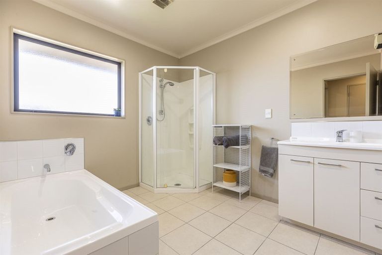 Photo of property in 1 Murphy Court, Highbury, Palmerston North, 4412