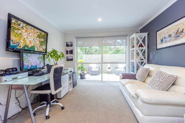 Photo of property in 4 Waka Lane, Martinborough, 5711