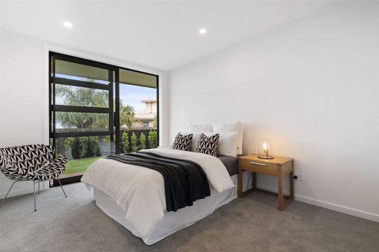 Photo of property in 35a Gulf View Road, Murrays Bay, Auckland, 0630