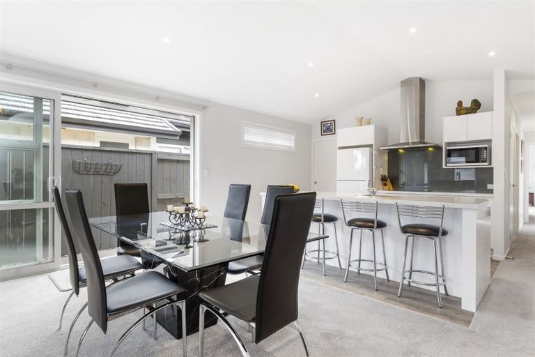 Photo of property in 10 Tuaia Street, Pyes Pa, Tauranga, 3112