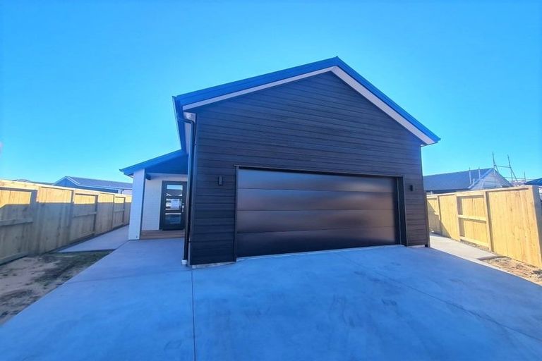 Photo of property in 17 Mida Close, Papamoa Beach, Papamoa, 3118