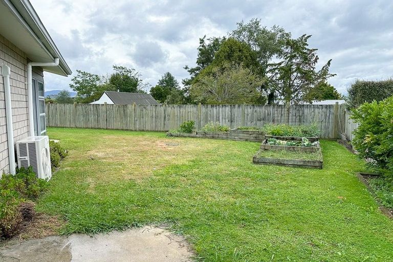 Photo of property in 32d Robinson Avenue, Holdens Bay, Rotorua, 3010