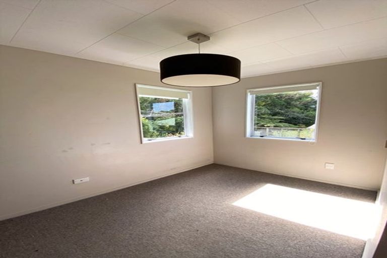 Photo of property in 69b Chamberlain Road, Karori, Wellington, 6012