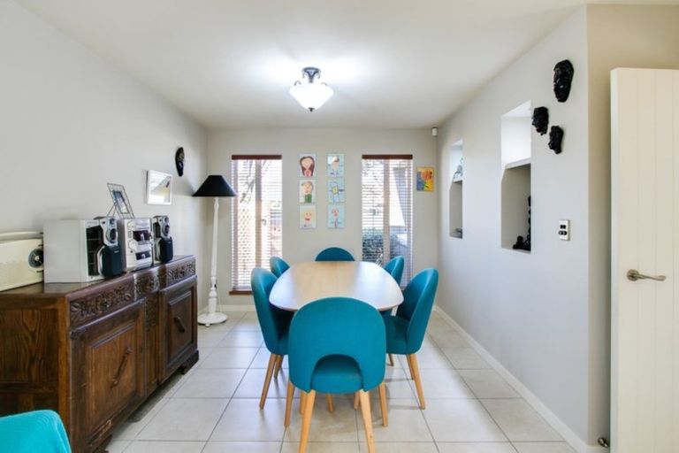 Photo of property in 11 Park Lane, Greenmeadows, Napier, 4112