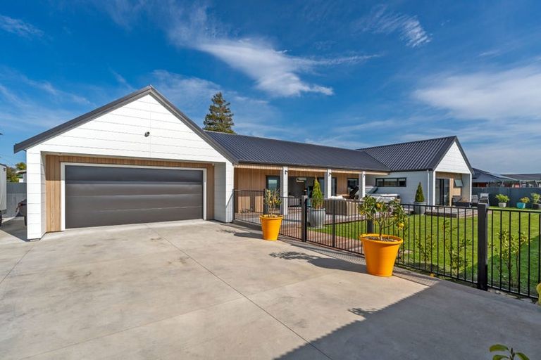 Photo of property in 5 Kea Court, Carterton, 5713