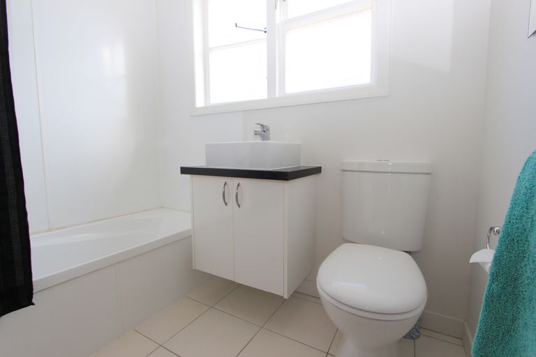 Photo of property in 3 Churchill Street, Mayfield, Blenheim, 7201