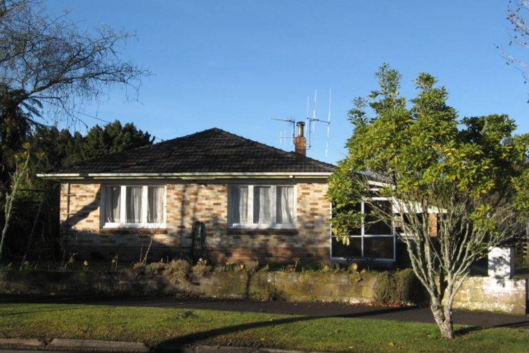 Photo of property in 16 Vine Street, Hillcrest, Hamilton, 3216