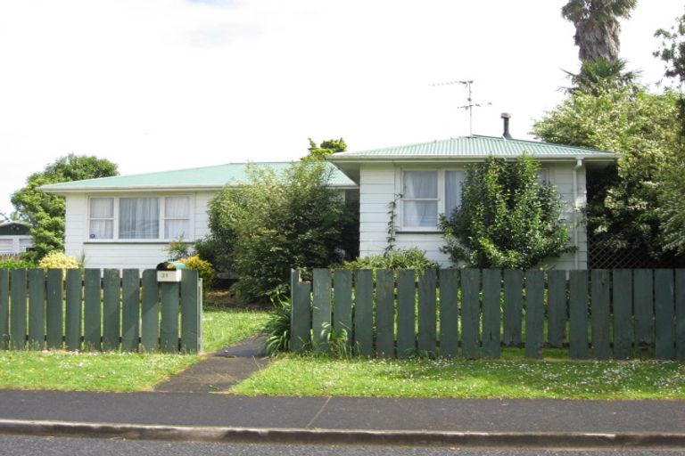 Photo of property in 31 Tatariki Street, Rosehill, Papakura, 2113