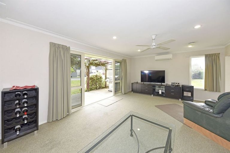 Photo of property in 14 Pound Road, Leeston, 7632