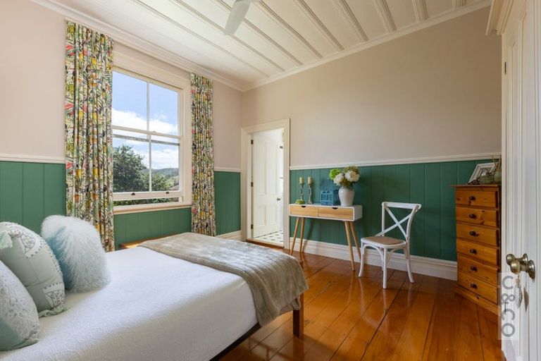 Photo of property in 14 Nelson Street, Helensville, 0800