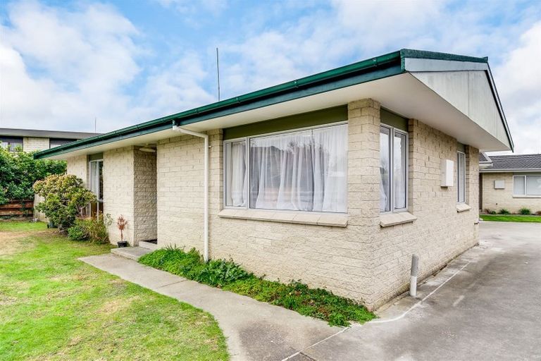 Photo of property in 1/36 Anderson Road, Taradale, Napier, 4112