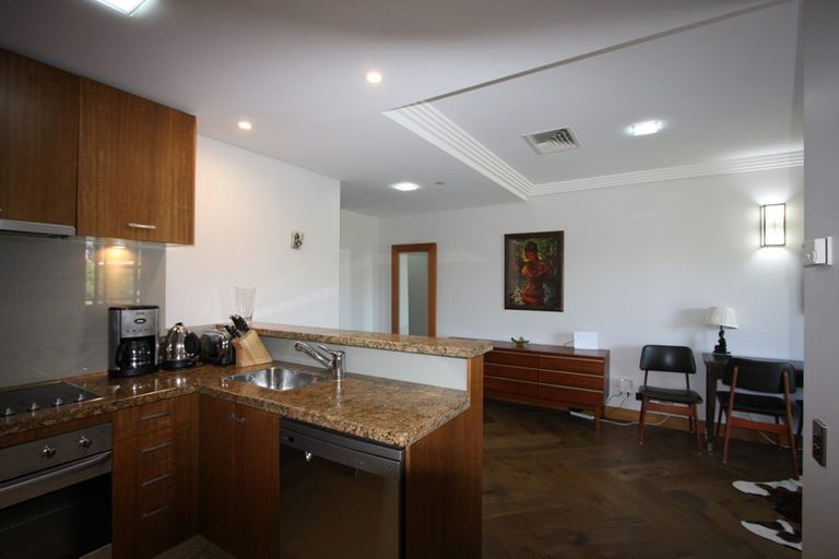 Photo of property in The Metropolis Apartments, 2912/1 Courthouse Lane, Auckland Central, Auckland, 1010