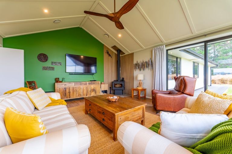 Photo of property in 25 Bradfield Road, Weston, Oamaru, 9491