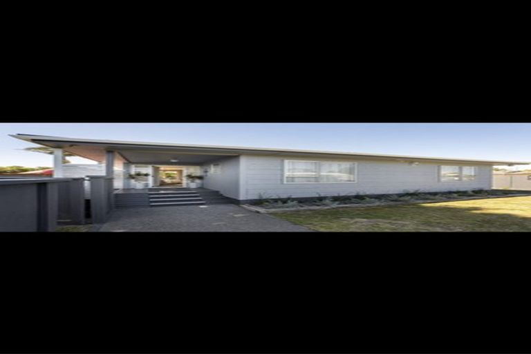 Photo of property in 5 Kinross Place, Mount Maunganui, 3116