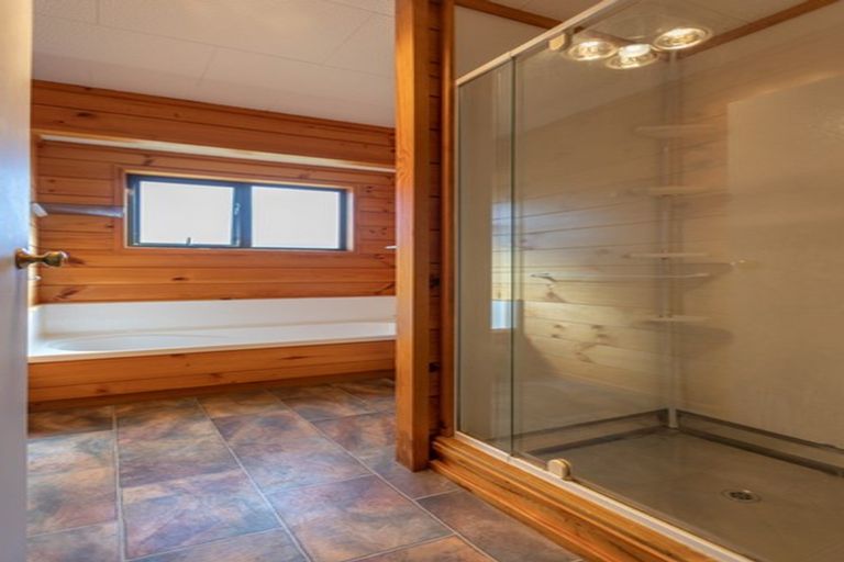 Photo of property in 67 Parerohi Grove, Kuratau, Turangi, 3381