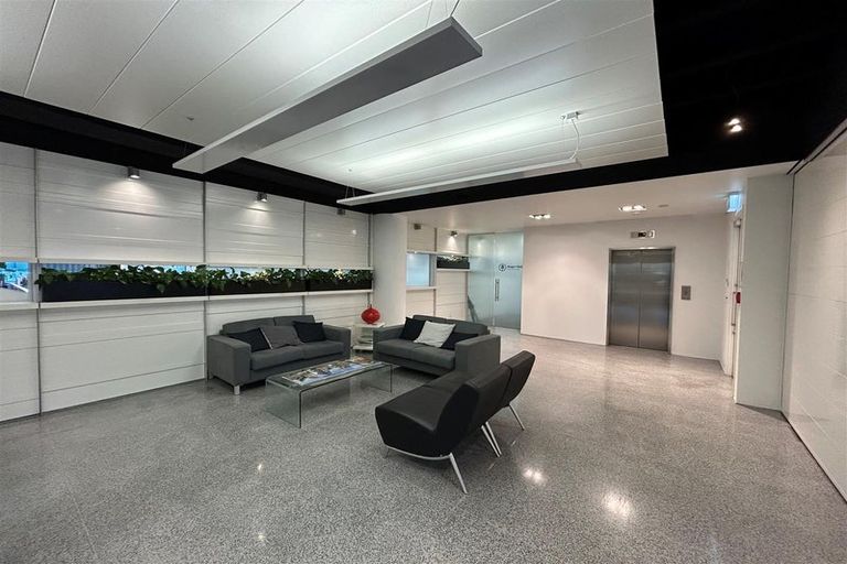 Photo of property in 2 Augustus Terrace, Parnell, Auckland, 1052