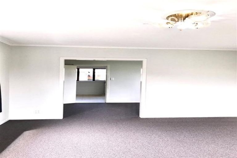 Photo of property in 13 Rogers Road, Manurewa, Auckland, 2102