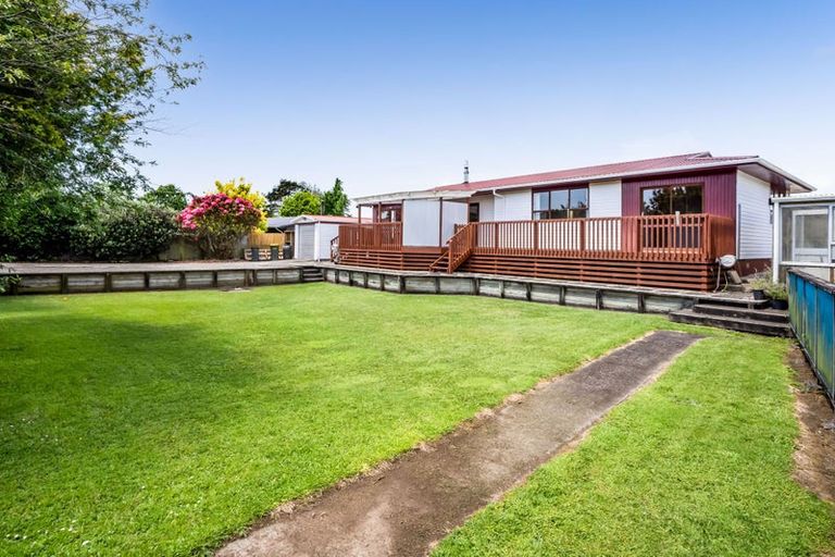 Photo of property in 5 Titoki Place, Inglewood, 4330