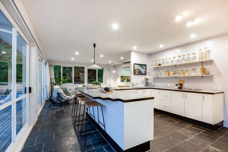 Photo of property in 12 Whiorau Grove, Lowry Bay, Lower Hutt, 5013