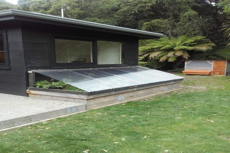 Photo of property in 48 Awarua Road, Otatara, Invercargill, 9879