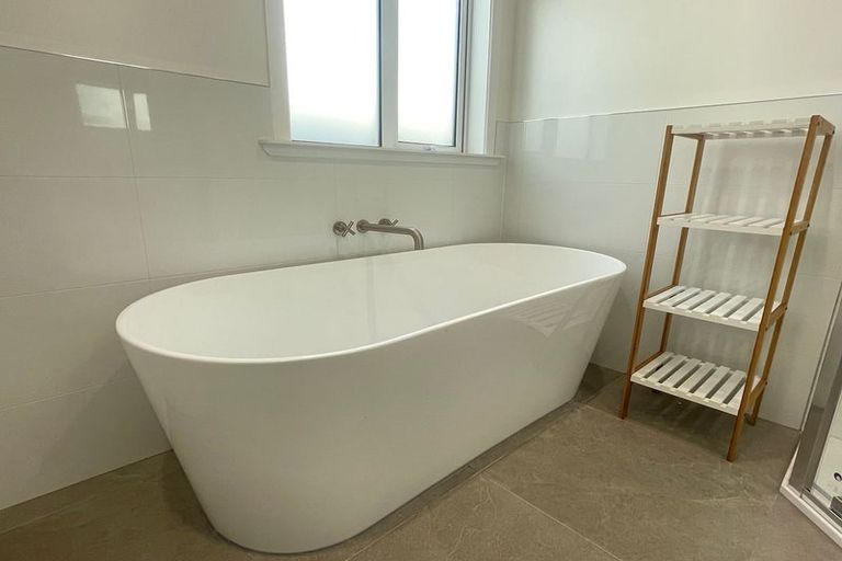 Photo of property in 158 Russell Terrace, Berhampore, Wellington, 6023