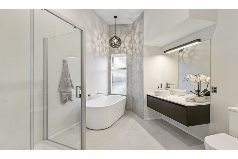 Photo of property in 30 Araroa Place, Papamoa Beach, Papamoa, 3118