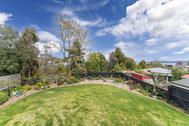 Photo of property in 39 Chesham Avenue, Waipahihi, Taupo, 3330