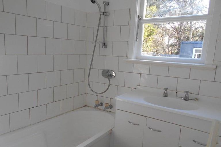 Photo of property in 11 Dunstan Street, Otaki, 5512