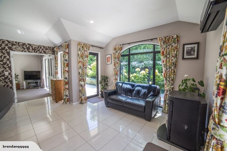 Photo of property in 3 Scarlet Lane, Redwood, Christchurch, 8051