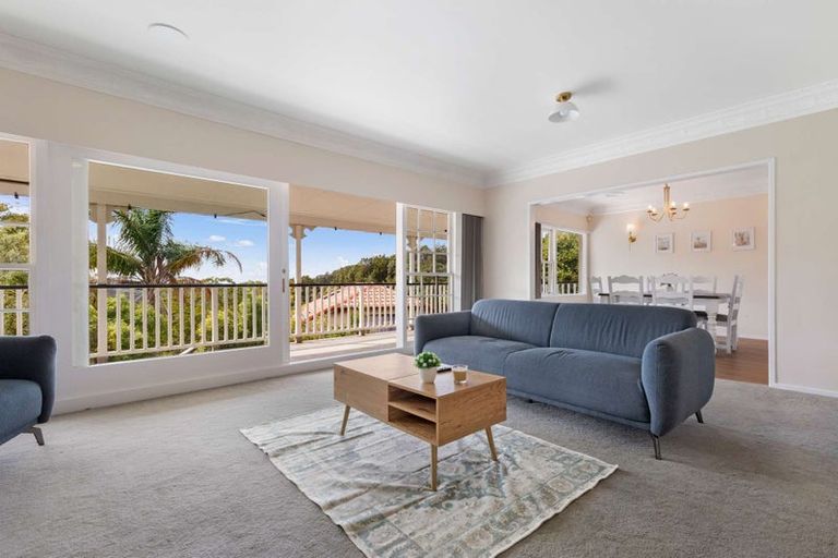 Photo of property in 3 Laingrange Place, Laingholm, Auckland, 0604