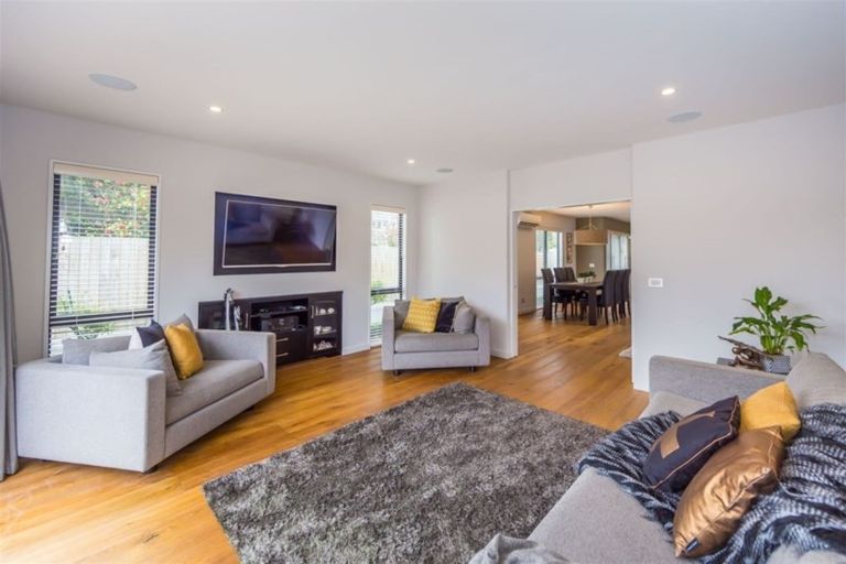 Photo of property in 28 Hawthorne Street, Strowan, Christchurch, 8052