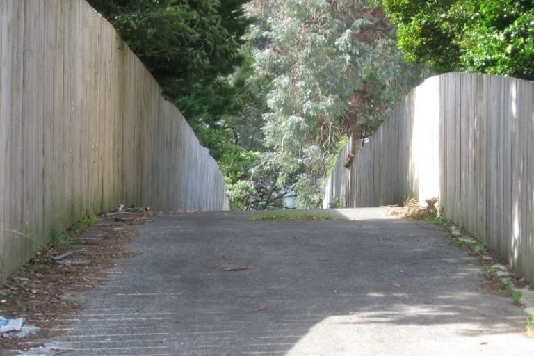 Photo of property in 16 Gemini Place, Beach Haven, Auckland, 0626