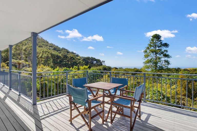 Photo of property in 595 Boat Harbour Road, Whenuakite, Whitianga, 3591