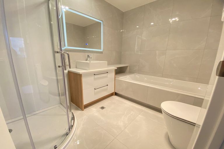 Photo of property in 37 Aviation Street, Takanini, 2112