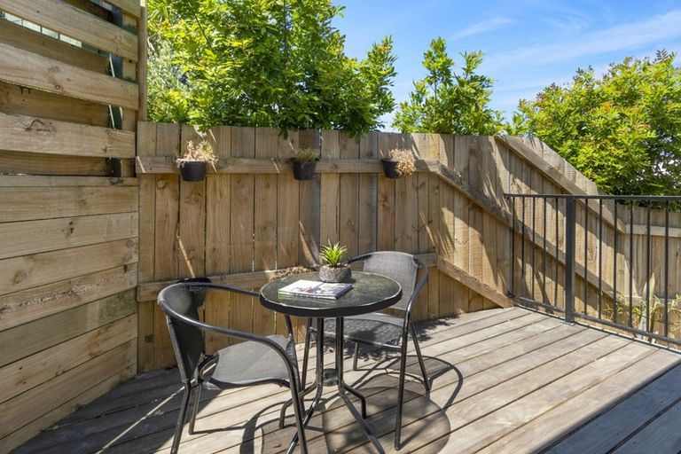 Photo of property in 3b Russell Place, Brookfield, Tauranga, 3110