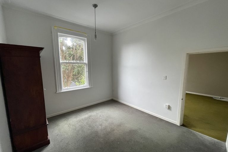 Photo of property in 28 Macdonald Crescent, Te Aro, Wellington, 6011