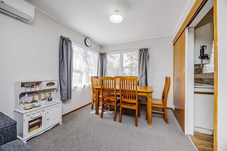 Photo of property in 1/94 Beaumonts Way, Manurewa, Auckland, 2102