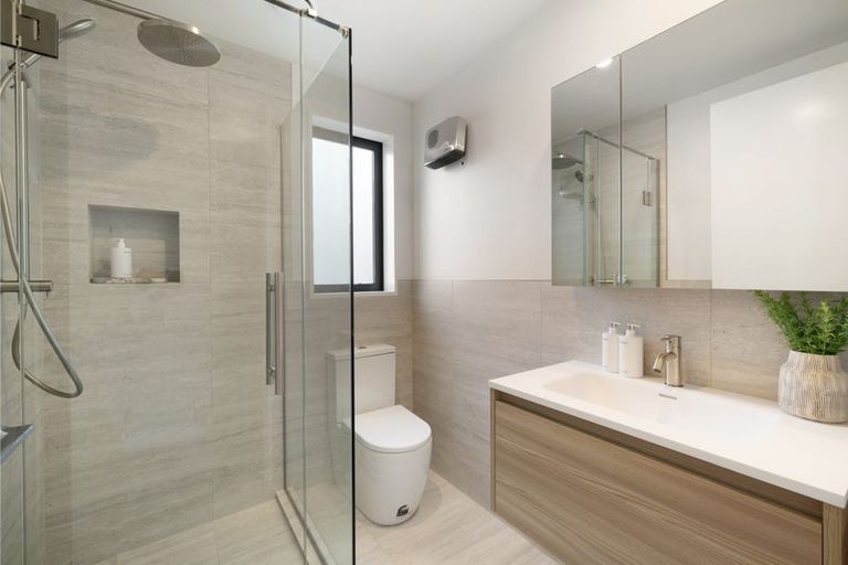 Photo of property in 3/2 Courtenay Street, St Albans, Christchurch, 8014