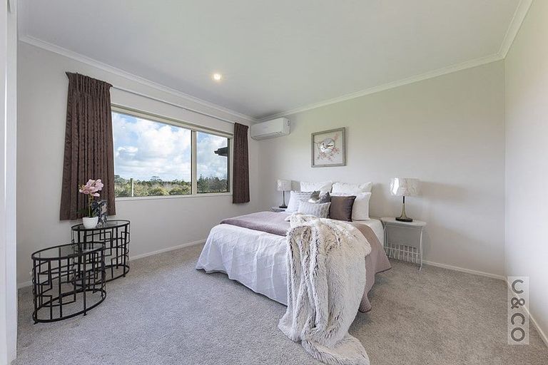 Photo of property in 289 Old North Road, Kumeu, 0892