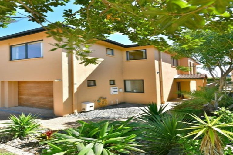 Photo of property in 10 Quarter Deck Lane, Gulf Harbour, Whangaparaoa, 0930